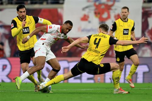 RB Leipzig gegen Borussia Dortmund